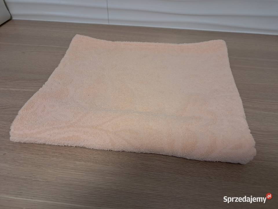 Ręcznik kąpielowy frotte łososiowy do sprzedania Kraków