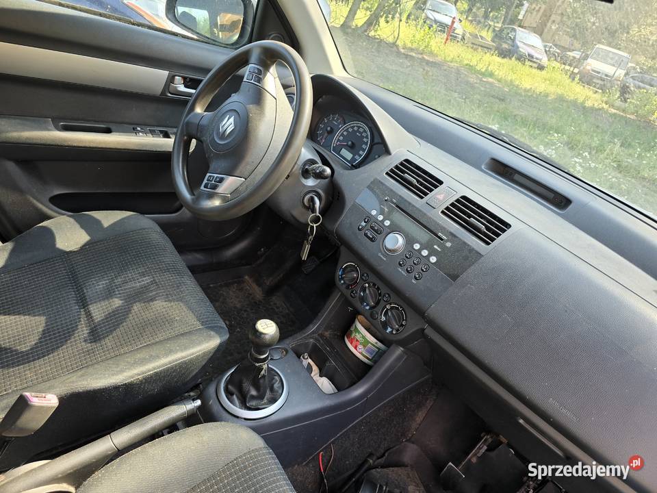 Suzuki swift 2006 13 GAZ 5 dzwi nie reaguje na możliwa zamiana Suzuki Opole