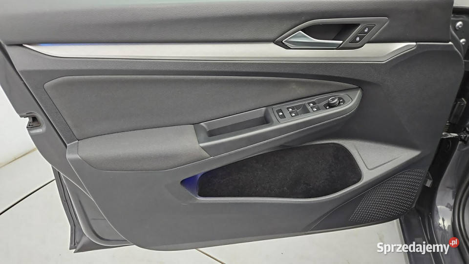 Volkswagen Golf VIII 20 TDI Life Z Polskiego ESP Warszawa