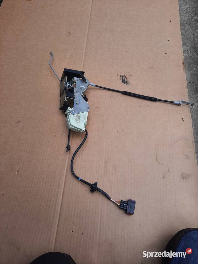 Zamek drzwi lewy prawy Volvo FL FE Renault DAF Staszów