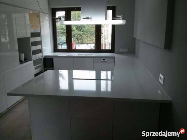 Blaty kuchenne z kwarcogranitu konglomeratu Wołomin