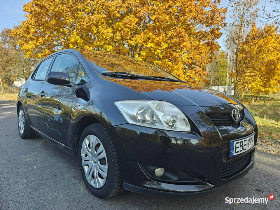 Toyota Auris I (2006-2012)