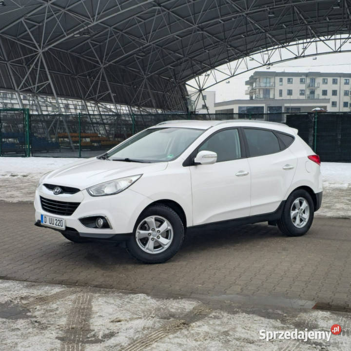 Hyundai ix35 Hyundai ix35 16 Benzyna 136 światła przeciwmgielne ix35