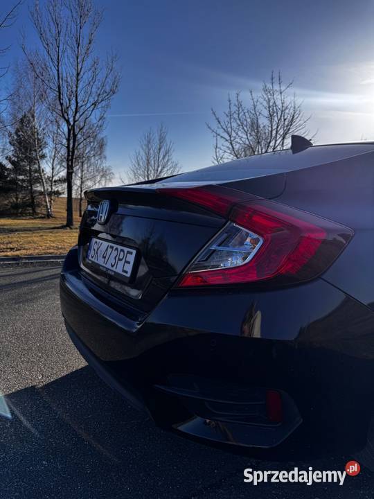 Honda Civic x 15t sedan salon polska ASO bezwypa światła LED