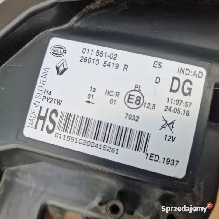 RENAULT TWINGO III 3 REFLEKTOR LAMPA PRAWA Bieleń