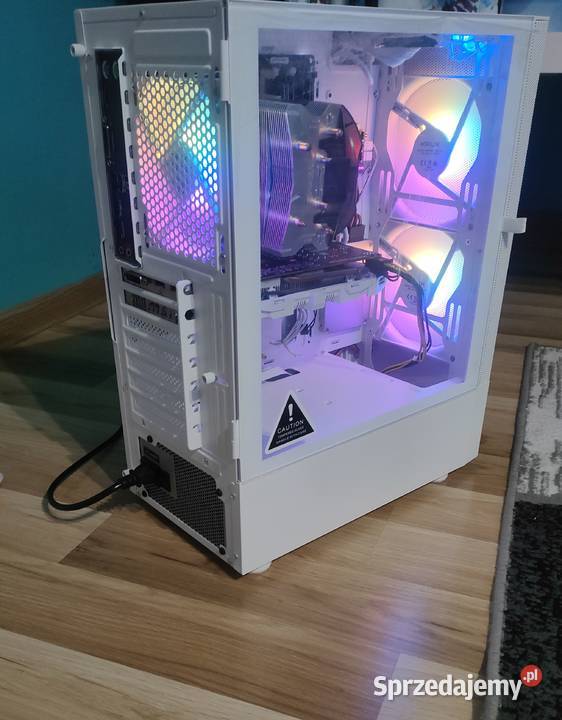 Komputer gamingowy i5 6600K 16GB RAM DDR4 GTX Pozostałe Jabłonka sprzedam