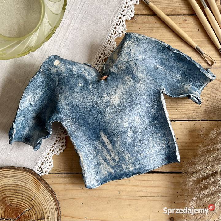 Ceramiczna zawieszka w kształcie koszuli Myszków sprzedam