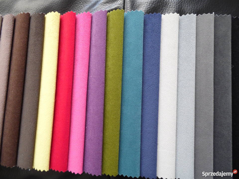 PufyPufa OKRĄGŁA OTWIERANA NA NÓŻKACH CHROM Pecna