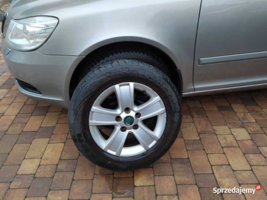 Skoda Octavia III nieuszkodzony Kowal