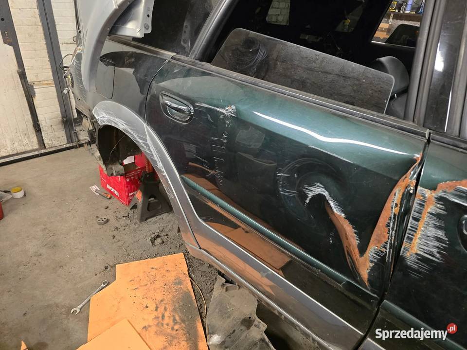 2003 Subaru Outback 25 LPG NA CZĘŚCI