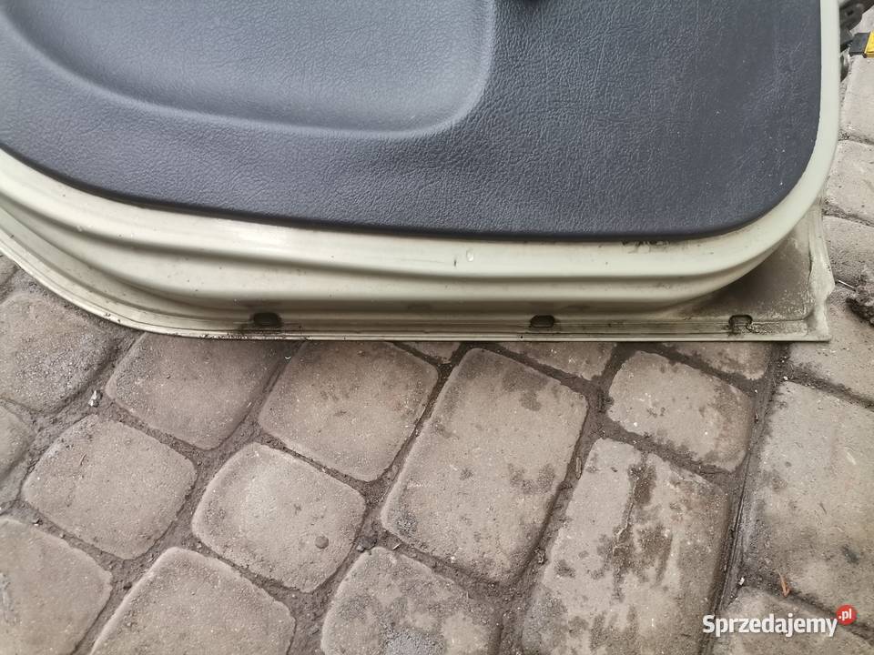 DRZWI LEWY TYŁ RENAULT MEGANE 1 FL HB MV931 Nowy Sącz sprzedam