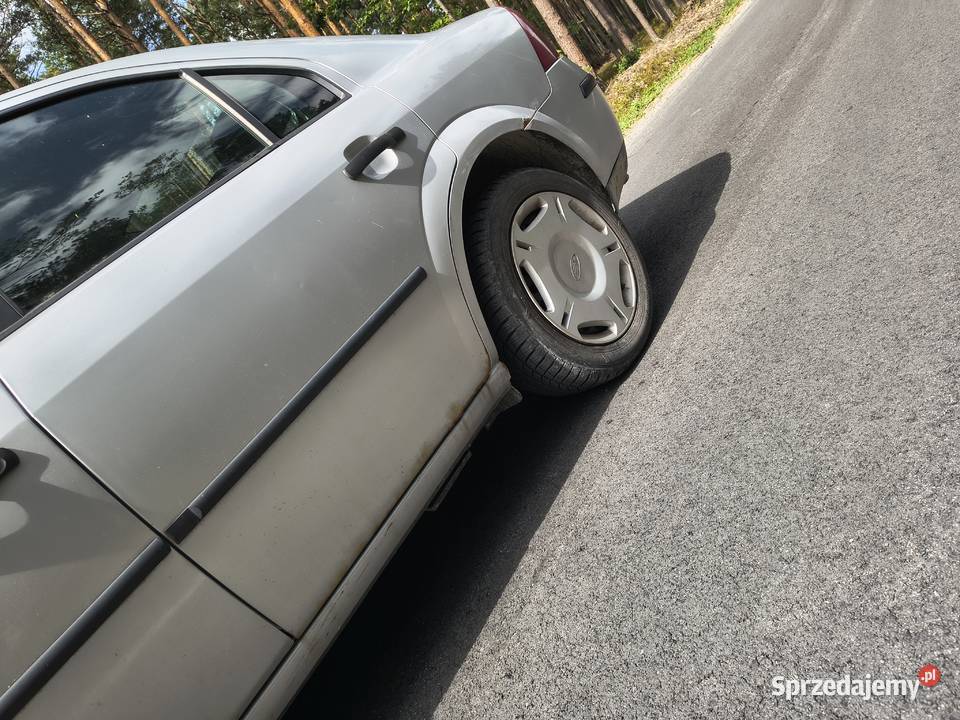 Ford mondeo MK3 20 tddi Sedan / Limuzyna Józefów Roztoczański