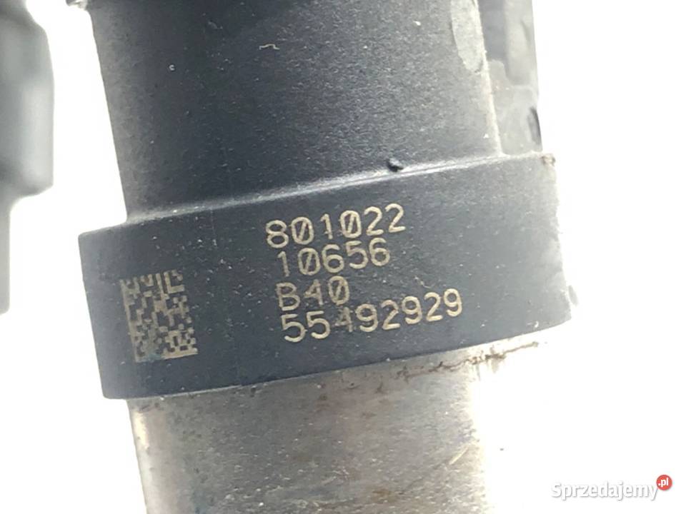 LISTWA WTRYSKOWA Z WTRYSKAMI OPEL ASTRA K osobowe