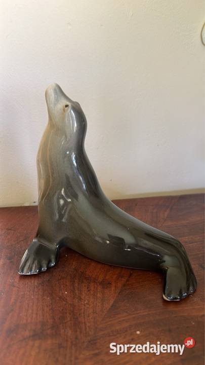 Foka figurka z Fabryki Łomonosowa est 1744 Porcelana i szkło Gdańsk