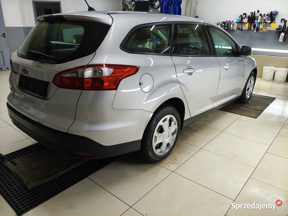 Ford Focus MK3 salon dużym serwisie nie wymaga Piotrków Trybunalski