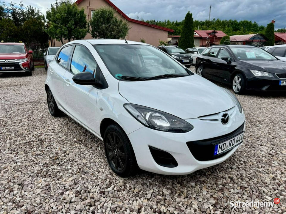 Mazda 2 Mazda 2014 135 benzyna 1 właścicielka z mazowieckie Szerominek