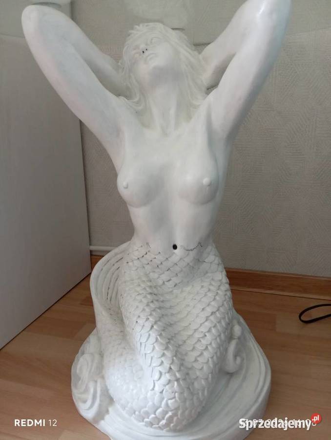 Stolik szklany na pięknej podstawie Bytom