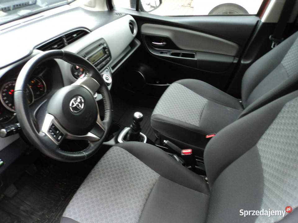 Toyota Yaris sprzedam ŁADNĄ toyote YARIS Z2015r immobilizer Lublin