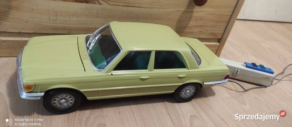 Mercedes 450 SE firmy Gama DDR wielkopolskie Gniezno