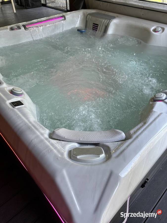 Jakuzzi ogrodowe wellispaeklife 1200x12 Jacuzzi Błonie-Wieś sprzedam