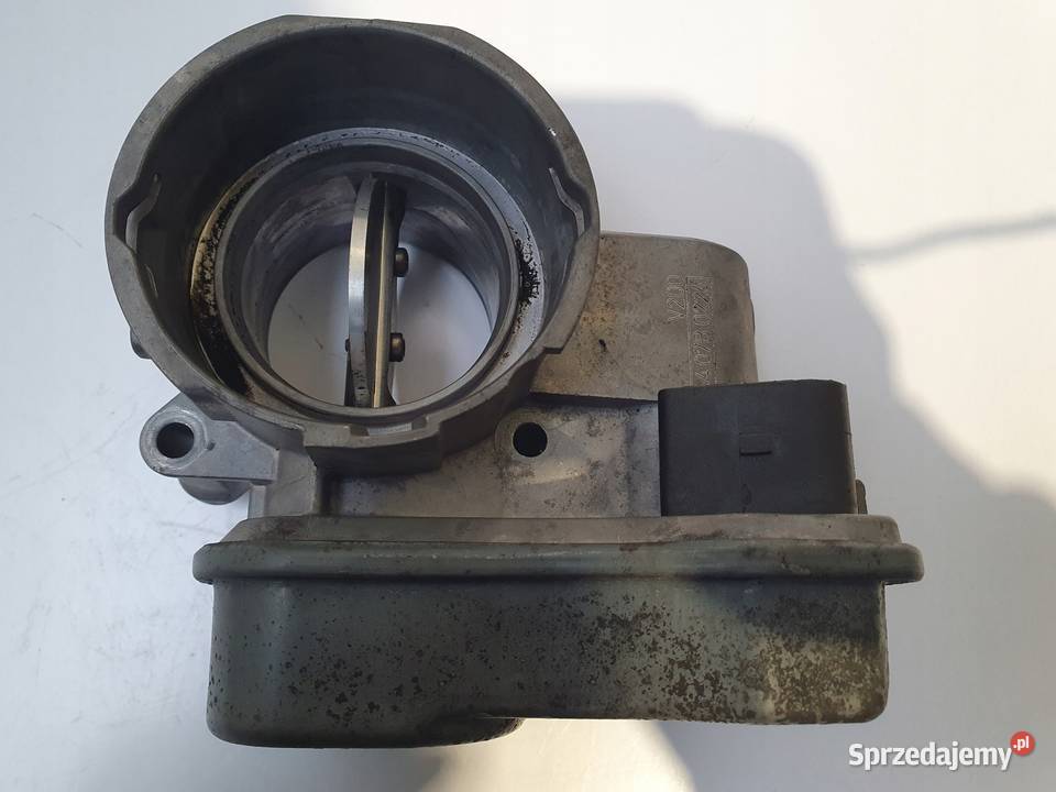 PRZEPUSTNICA VW Touran 20 TDI 03G128063B Rudka