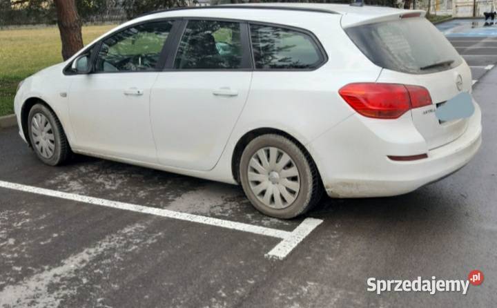 Opel astra J 2012r manualna Książ Wielki sprzedam
