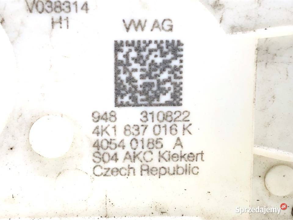 ZAMEK DRZWI PRAWY PRZÓD AUDI A6 C8 Kombi
