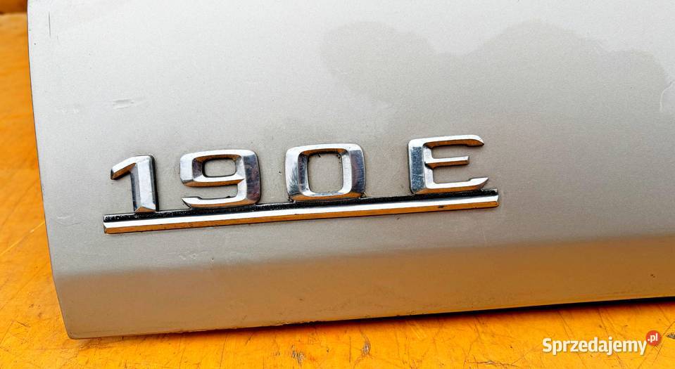 MERCEDES W201 klapa numer lakieru 702 Radom
