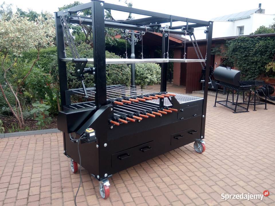 Gastronomiczny grill cateringowy na szaszłyki Damasławek