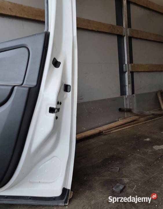Drzwi prawe kompletne Fiat Doblo 2020r inne Trzebinia