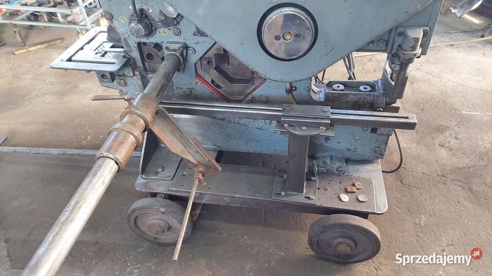 Gilotyna uniwersalna Sztanca Mubea Geka