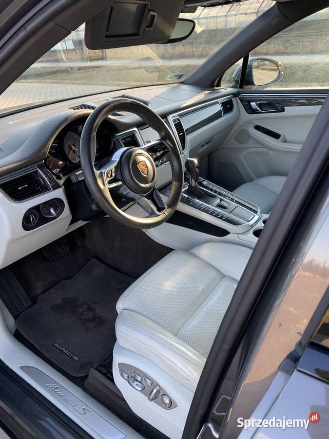Macan 30 V6 diesel krajowy bezwypadkowy stan Warszawa