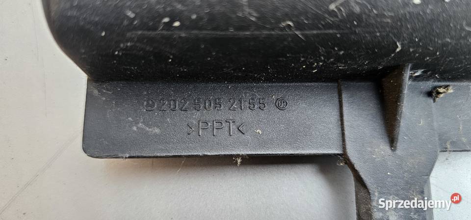 Osłona wentylatora mercedes w202 2025052155 Pozostałe wielkopolskie Zbąszyń