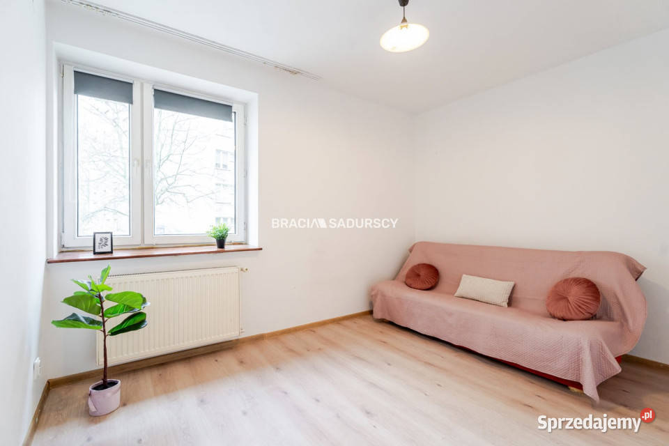 sprzedaży mieszkania 44m2 Kraków Zygmuntowska małopolskie
