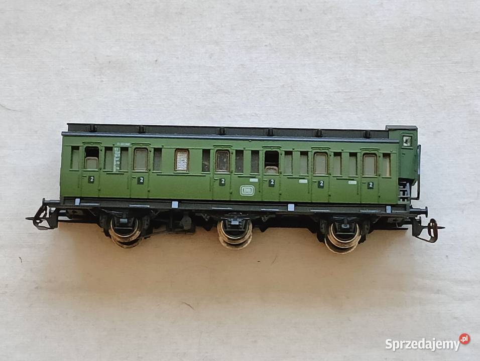 Wagon osobowy z budką 2 klasy DB 3osiowy TT 8 Kraków