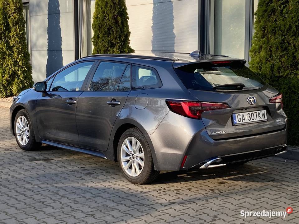 Toyota Corolla Wynajem z Wykupem Bez BIKKRD Gdynia sprzedam