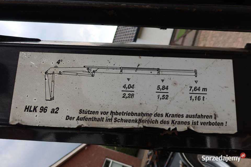 Hakowiec z dzwigiem Nissan 65886km mazowieckie Warszawa