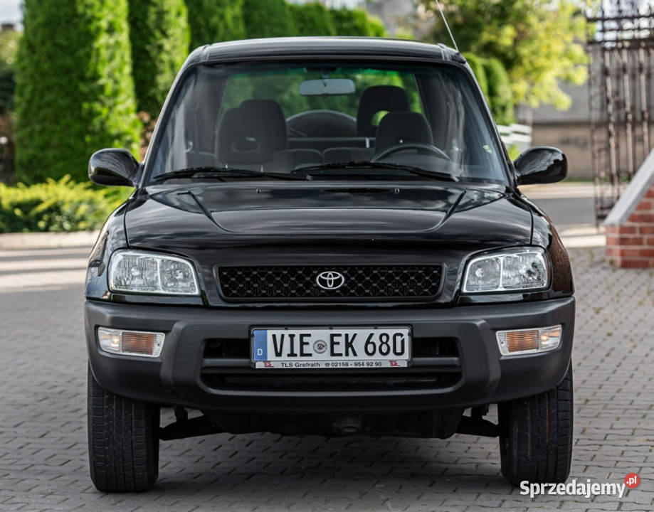 Toyota RAV4 4x4 20i 129 160 1 Właściciel I Rok produkcji 1999 Zwoleń