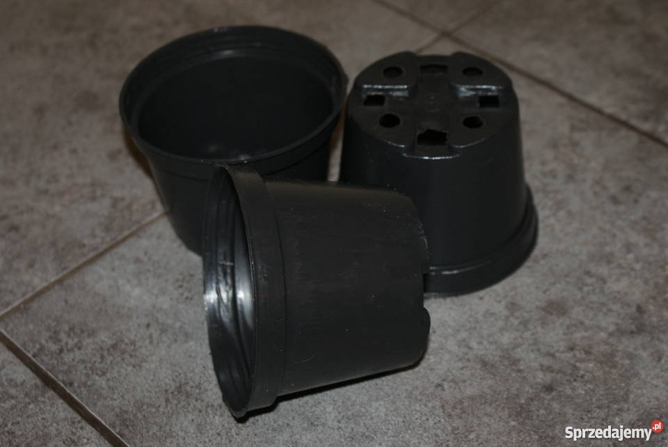 Doniczki produkcyjne śr 10 0375L 10 czarne 11gr śląskie Siewierz