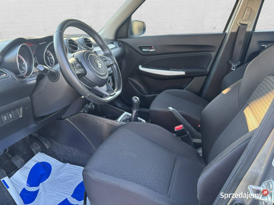 Suzuki Swift 12 Dualjet SHVS Premium Z Polskiego wielofunkcyjna kierownica