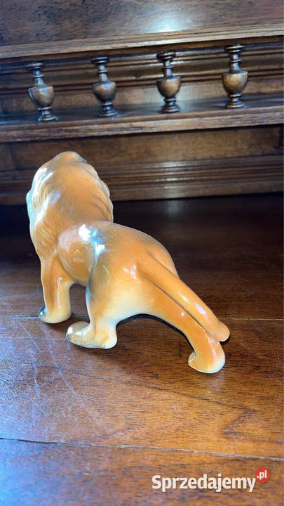 Figurka Lew Bez sygnatury Figurka porcelanowa Gdańsk