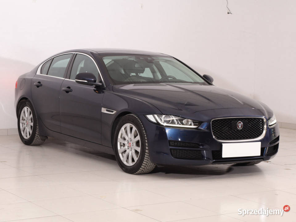 Jaguar XE 20d