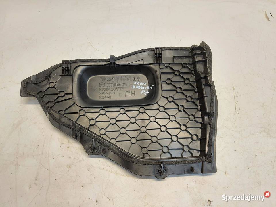 Mazda CX60 2023 osłona zaślepka podszybia prawa