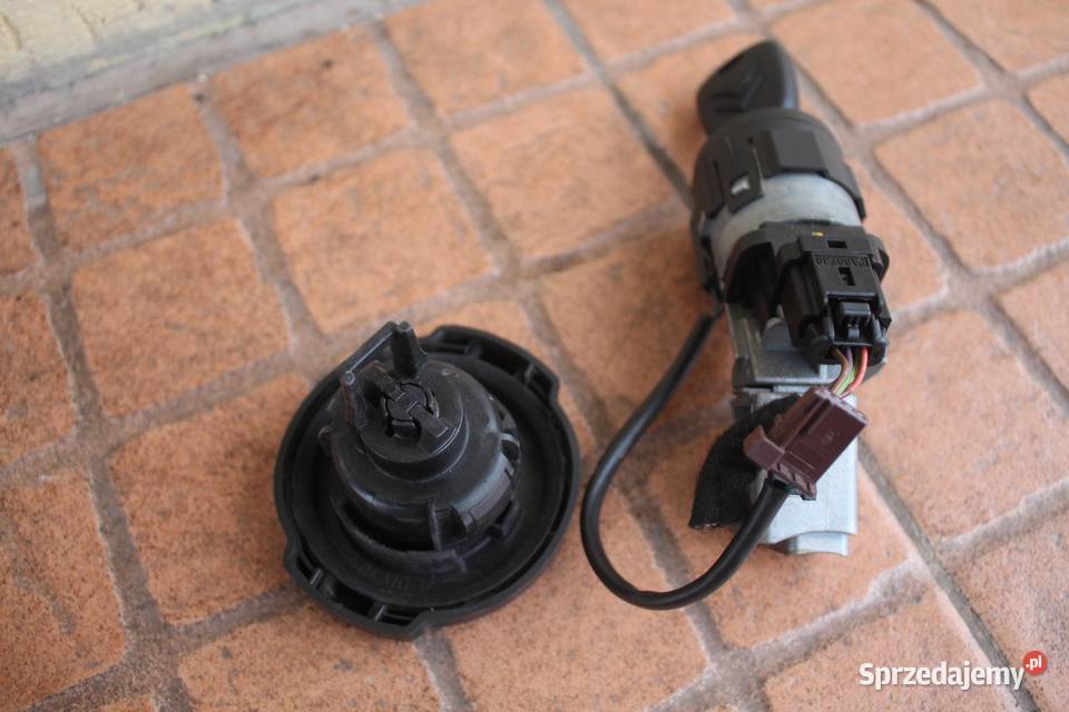 STACYJKA WKŁADKA KLUCZYK KOREK WLEWU PALIWA osobowe