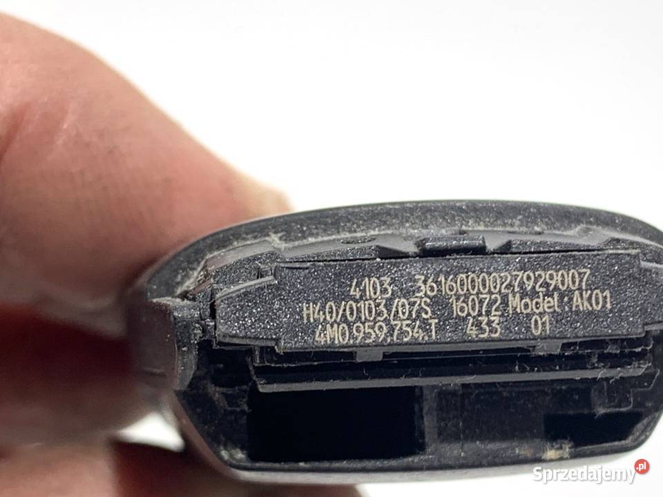 KLUCZYK AUDI A4 B9 4M0959754T PILOT IMMOBILISERA
