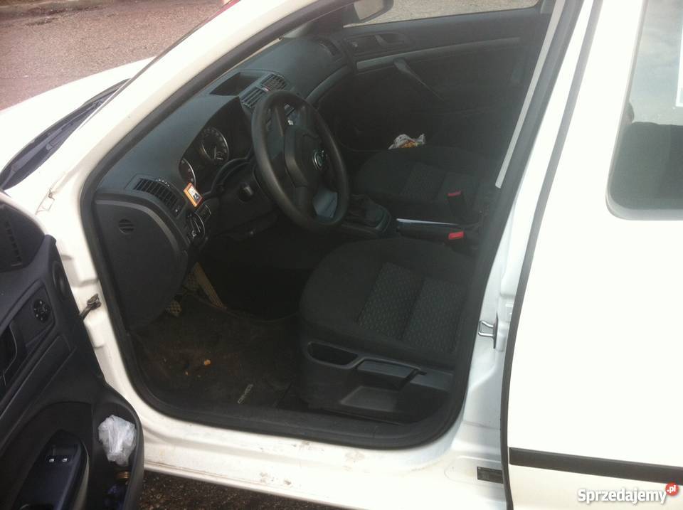 Biała Skoda Octavia rocznik 2012 benzyna+LPG Octavia Warszawa