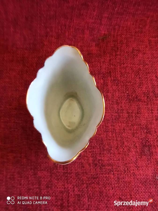 Wykałacznik z kwiatami Porcelana i szkło pomorskie Gdańsk