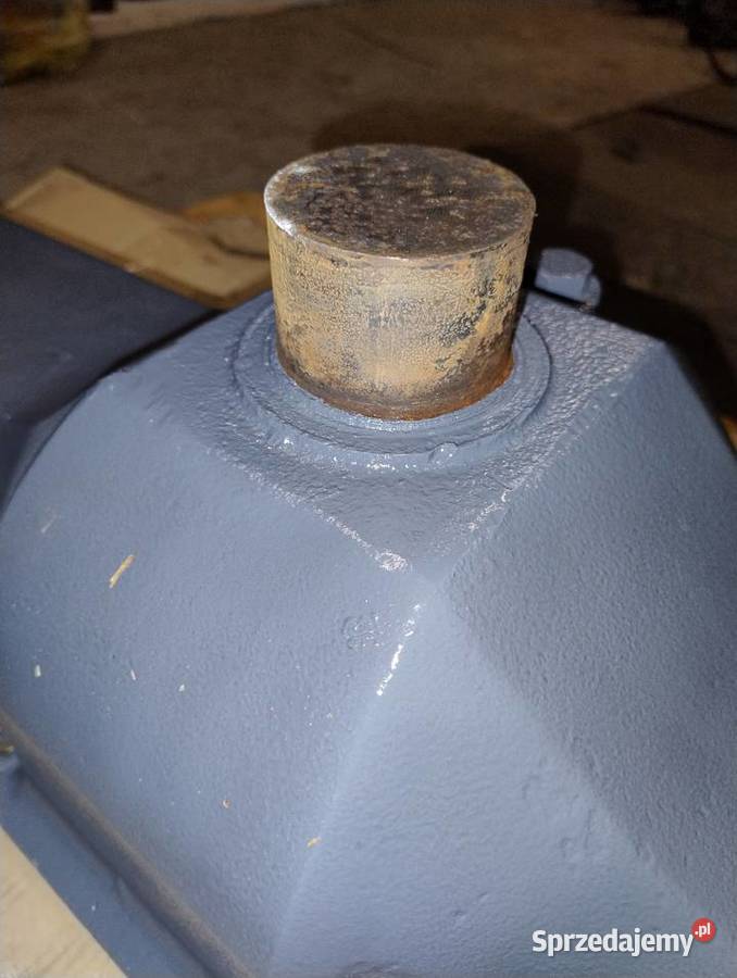 Przednia oś Massey Ferguson 3050 3426704R1 Prabuty