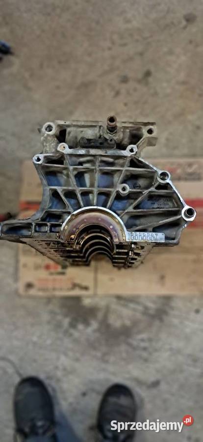 Blok silnika volvo v70 24 benzyna B5244S Łochynia