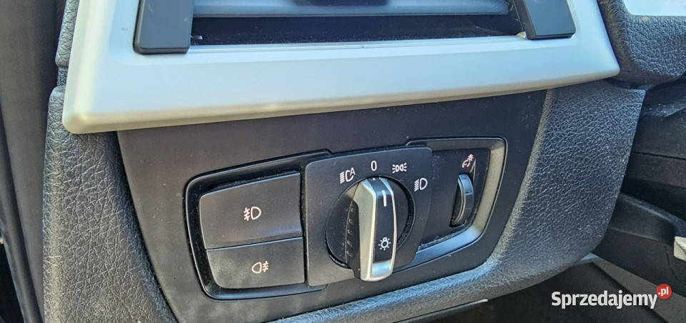 BMW 330 BMW 330D xDrive ładny stan 4x4 sedan F30 isofix Chełm Śląski